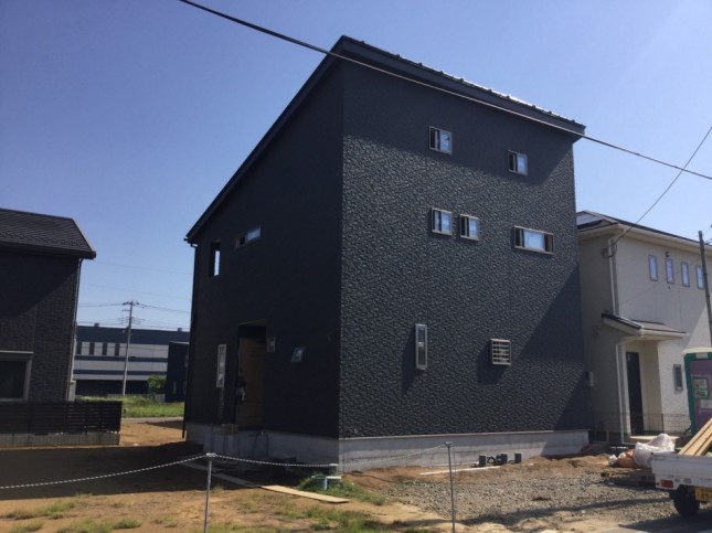 埼玉県三郷市イシンホーム完成見学会オープンハウス住宅展示場F様邸